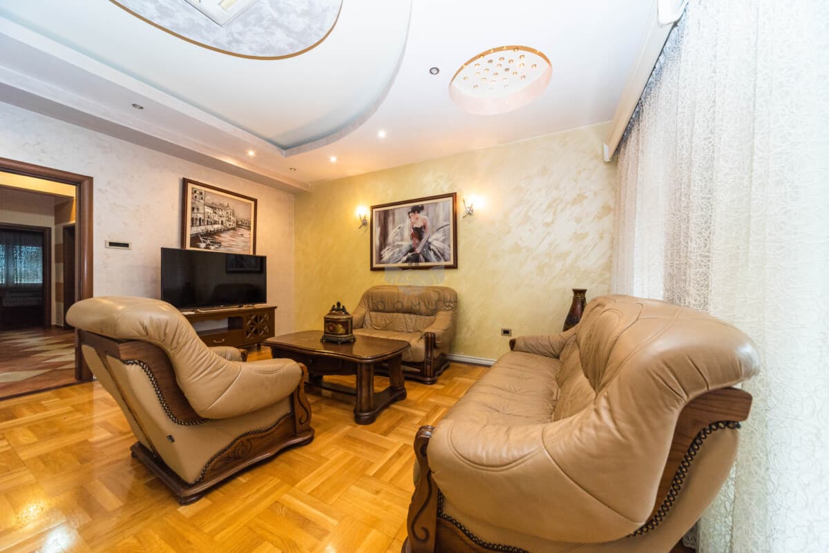 Podgorica, Krivi Most'ta Kiralık 85 m² 1+1 Daire