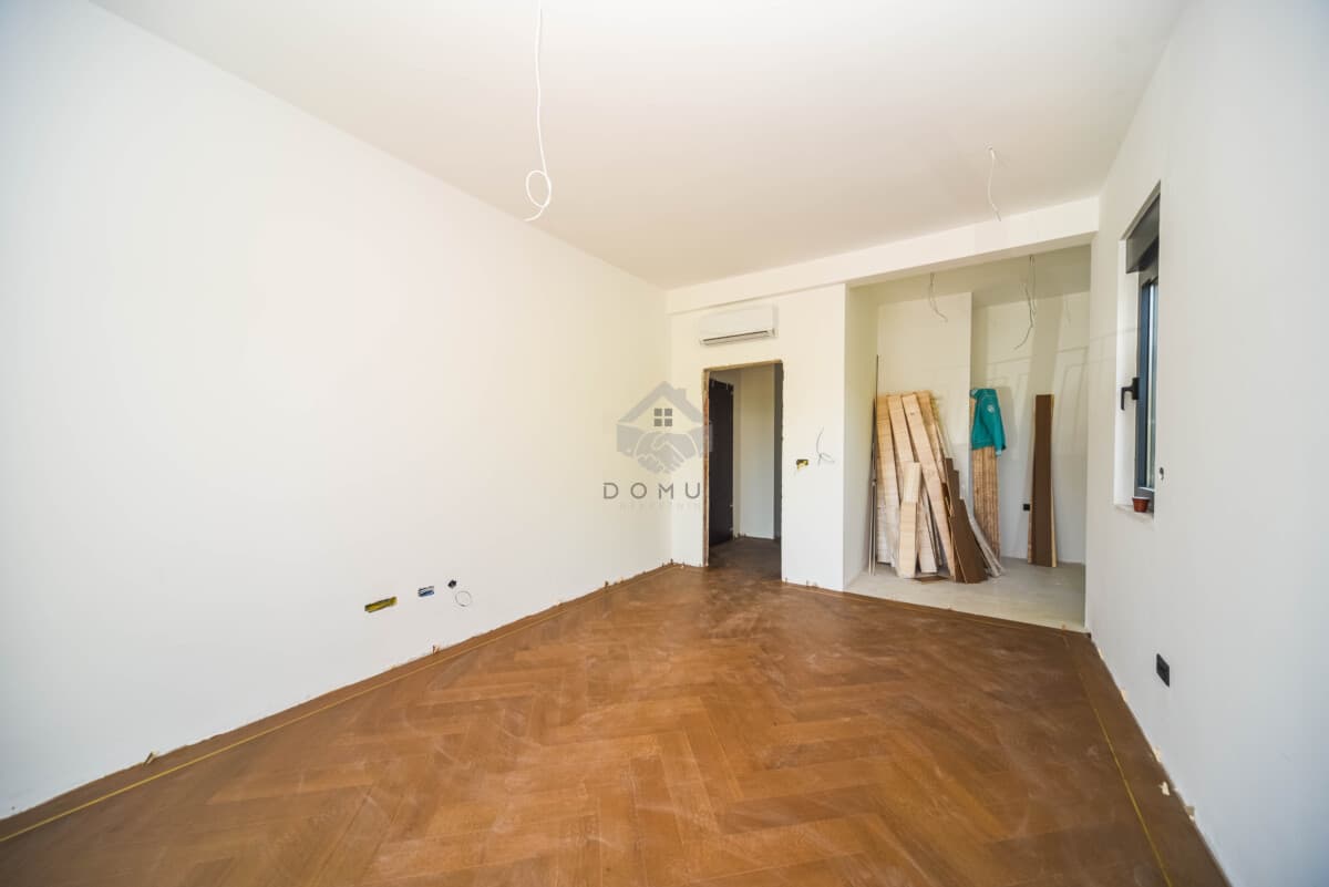 Podgorica, Toloşi'de Otoparklı 2+1 Daire, 60 m2 - Görsel 2