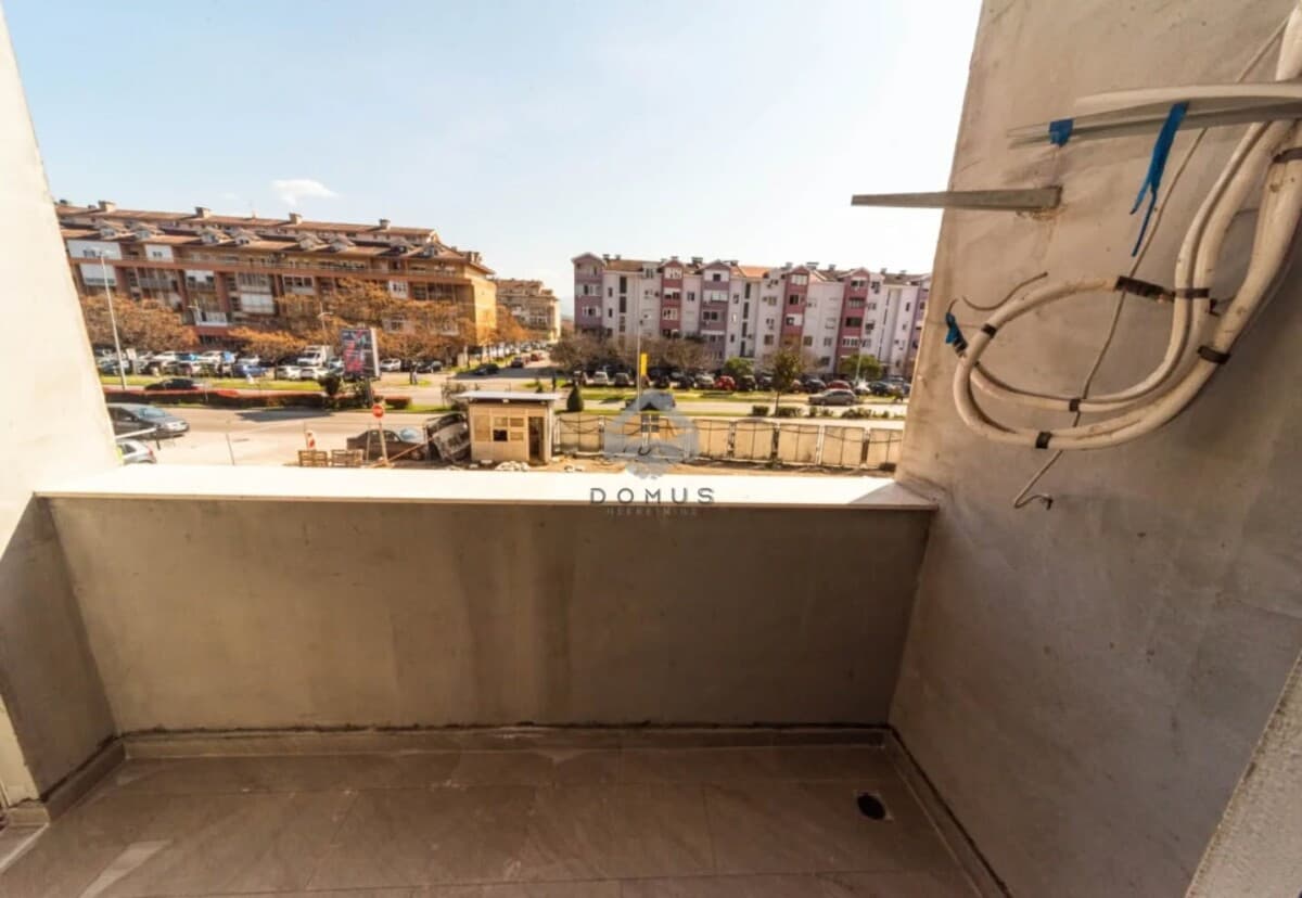 Трисобен стан од 105 м² за продажба, Стари Аеродром, Подгорица - Слика 11