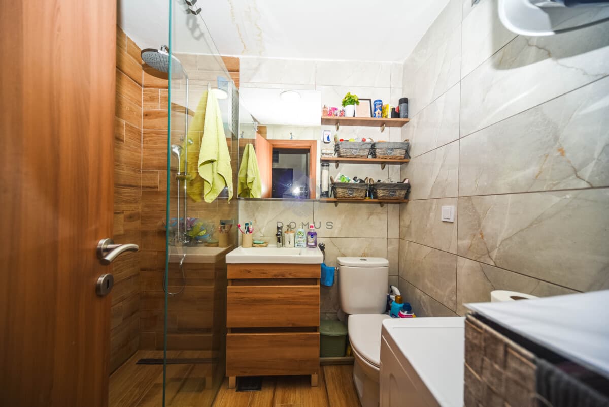 Podgorica, Stari Aerodrom'da Satılık Eşyalı 48 m² 1+1 Daire - Görsel 6