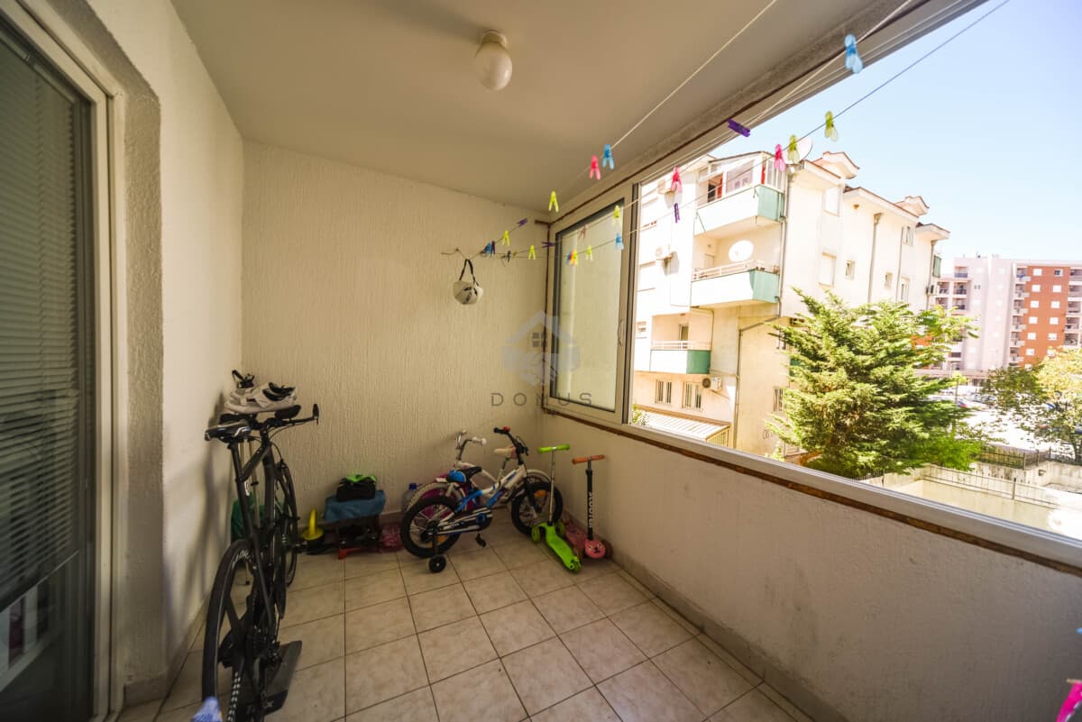 Podgorica, Stari Aerodrom'da Satılık Eşyalı 48 m² 1+1 Daire - Görsel 7