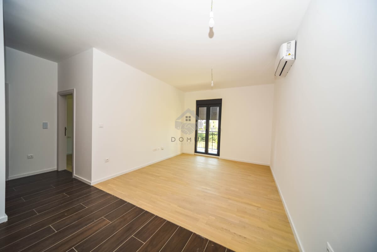 Podgorica, Toloşi'de Otoparklı Yeni 1+1 Daire Kiralık 45 m² - Görsel 2