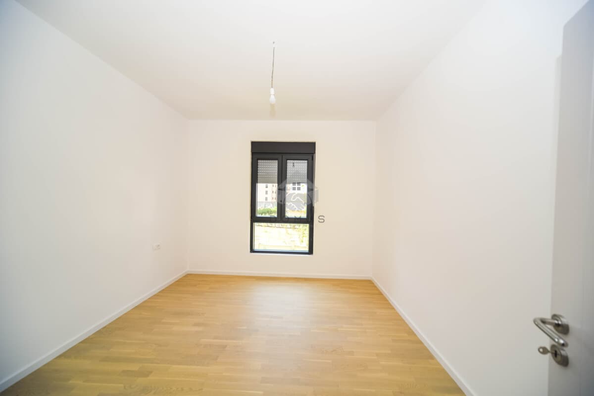 Podgorica, Toloşi'de Otoparklı Yeni 1+1 Daire Kiralık 45 m² - Görsel 4