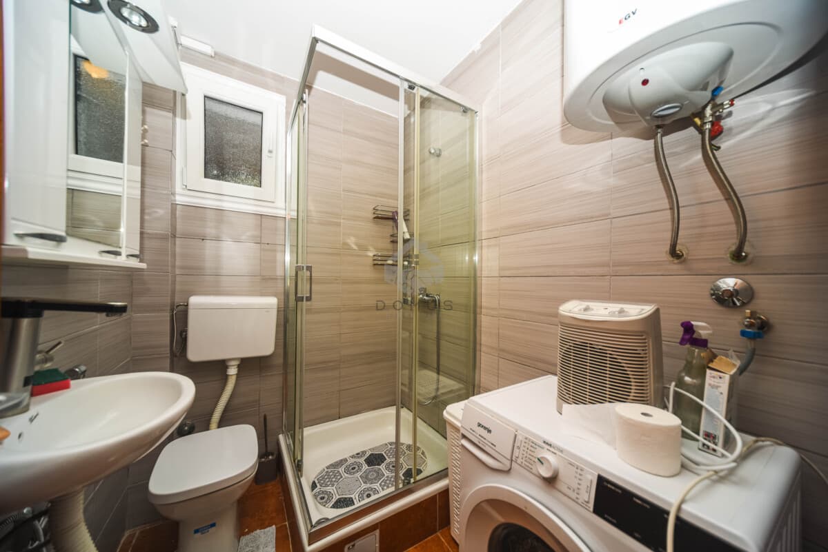 Furnished family house 102 m² on a 700 m² plot, Dajbabe, Podgorica - Image 11