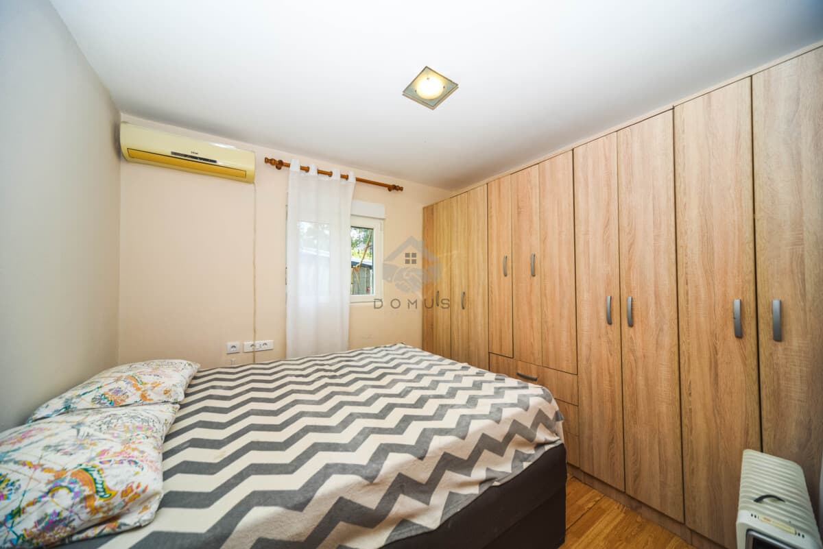 Furnished family house 102 m² on a 700 m² plot, Dajbabe, Podgorica - Image 9