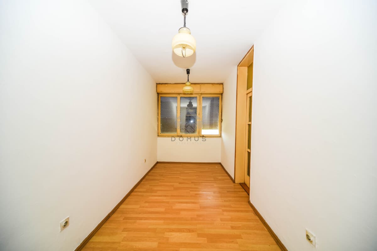 Podgorica, Zabjelo'da Yenilenmesi Gereken 2+1 Daire, 81 m² - Görsel 4