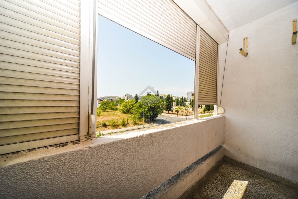 Podgorica, Zabjelo'da Yenilenmesi Gereken 2+1 Daire, 81 m² - Görsel 6
