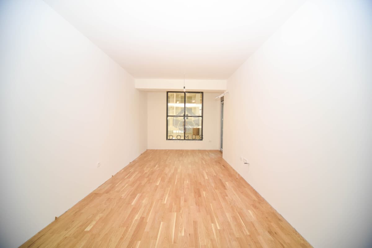 Podgorica, Stari Aerodrom'da Dadi Plaza Kompleksinde Satılık 64 m² 1+1 Daire