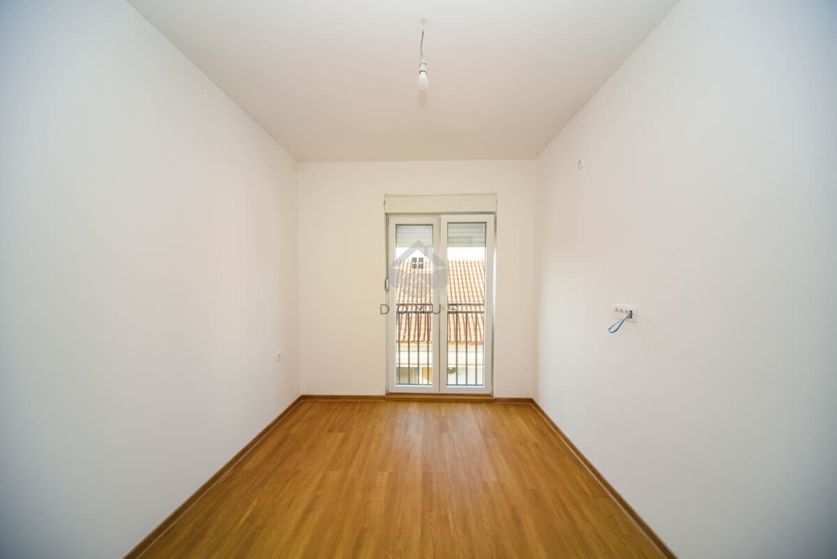 Dvosoban stan od 60m2 za izdavanje, Zabjelo, Podgorica - Slika 4