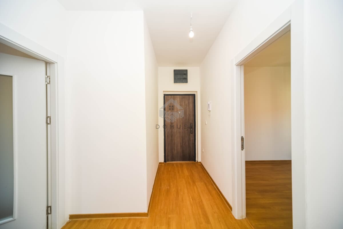 Dvosoban stan od 60m2 za izdavanje, Zabjelo, Podgorica - Slika 8