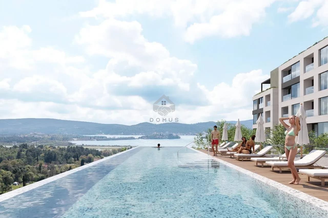 Tivat, Mrčevac'ta Deniz Manzaralı, Garajlı 27 m2 Stüdyo