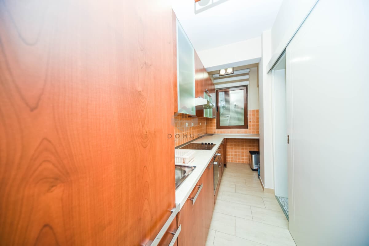 Podgorica, Preko Morače'da Park Yerine Sahip 3+1 Daire Kiralık - Görsel 6