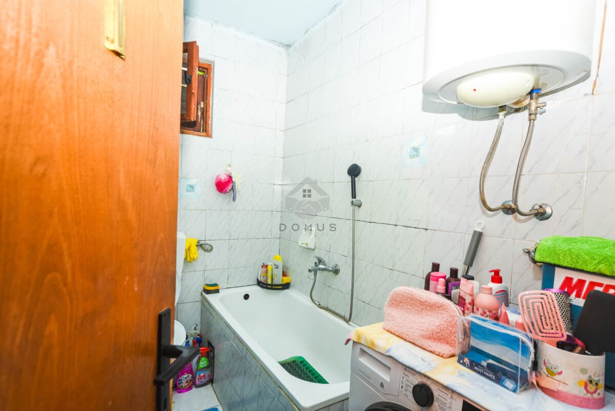 Masline, Podgorica'da 120 m²'lik, 575 m²'lik arsa ile Satılık Ev - Görsel 11