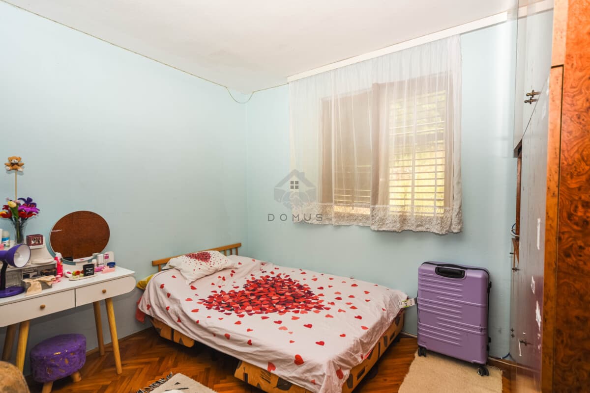 Masline, Podgorica'da 120 m²'lik, 575 m²'lik arsa ile Satılık Ev - Görsel 9