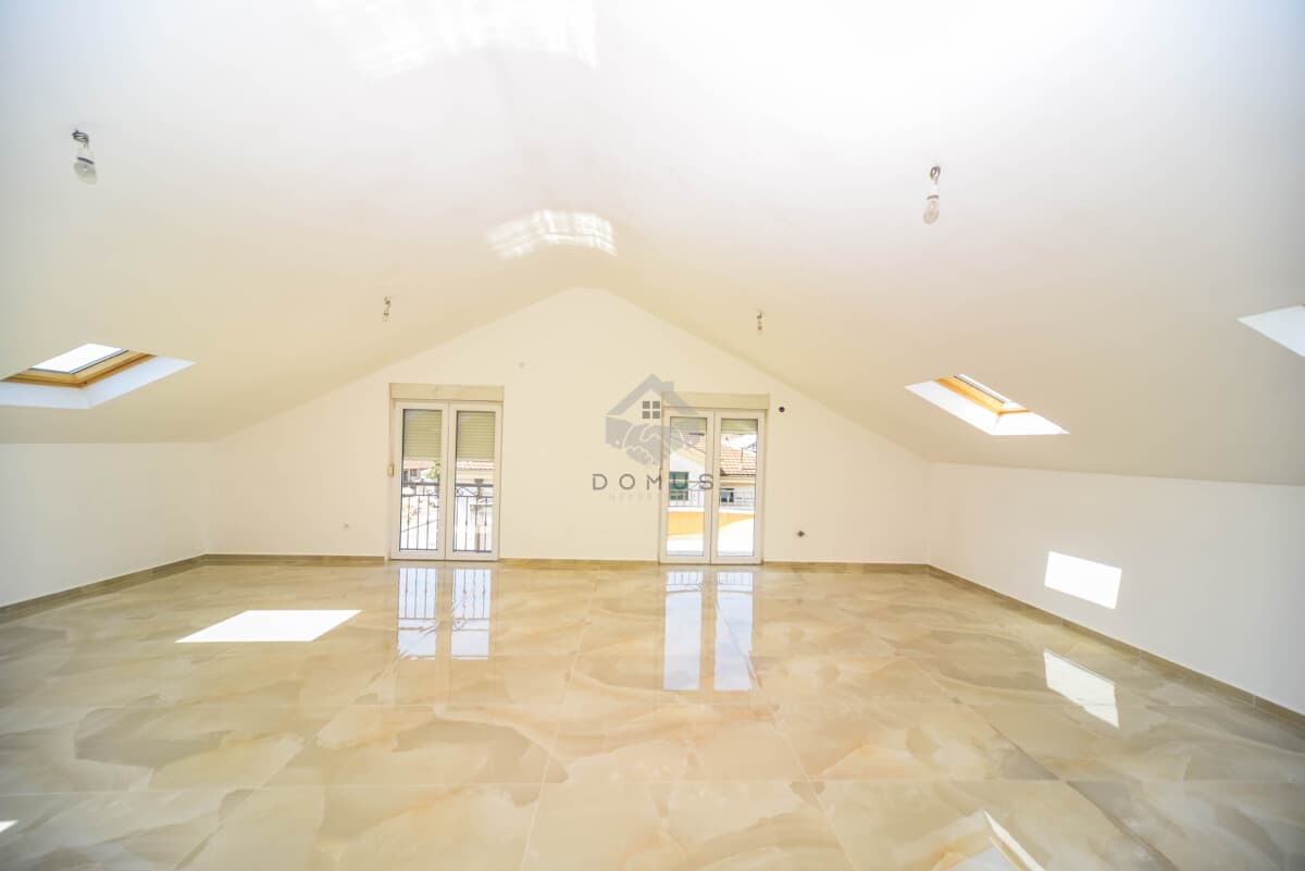 Podgorica, Zabjelo'da Satılık 1+1 Daire 77 m² — 2