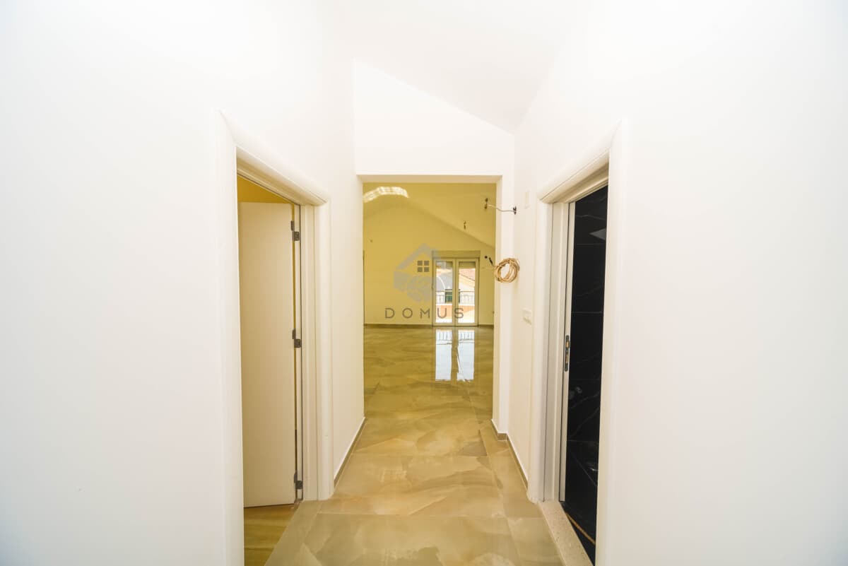 На продажба еднособен стан 77м², Забјело, Подгорица - Слика 7