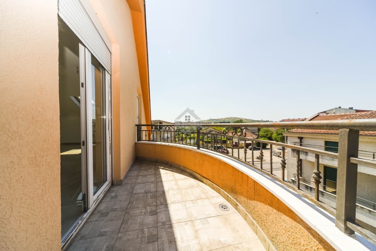 На продажба еднособен стан 77м², Забјело, Подгорица - Слика 6