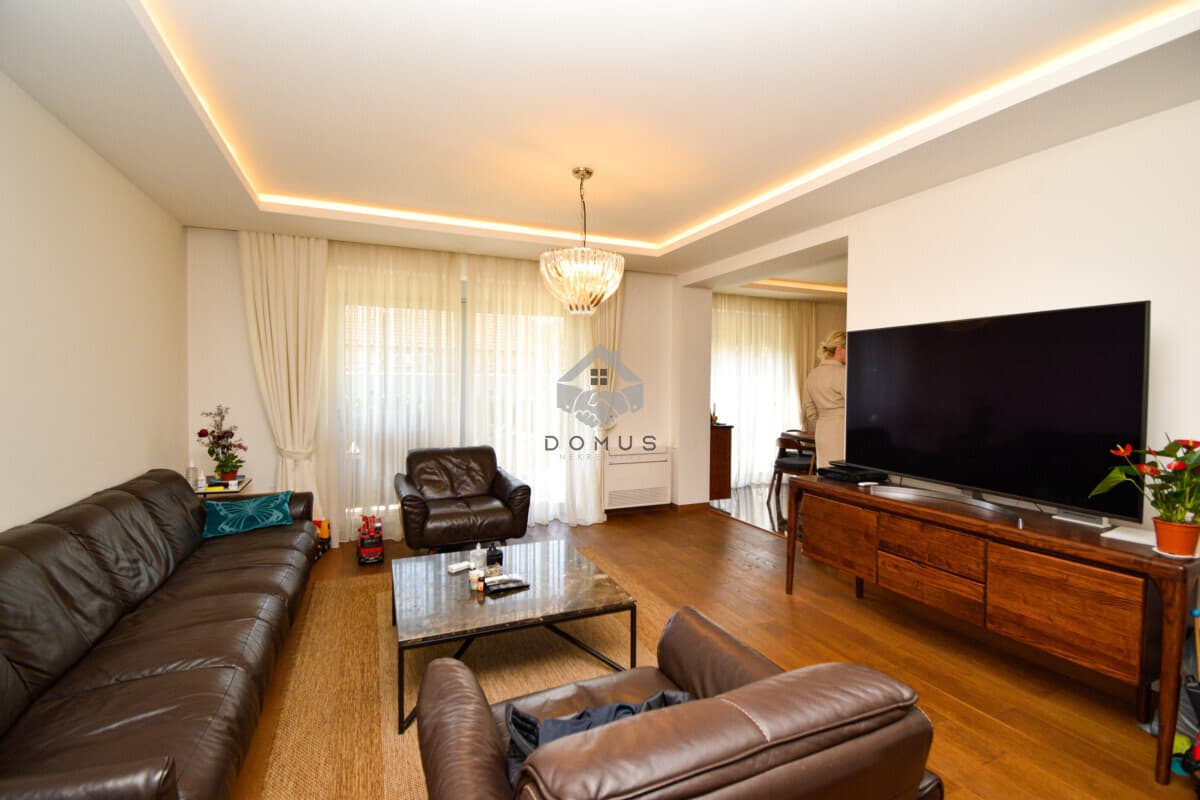 Podgorica, Gornja Gorica'da 220 m², 850 m² arsa üzerinde kiralık aile evi - Görsel 3