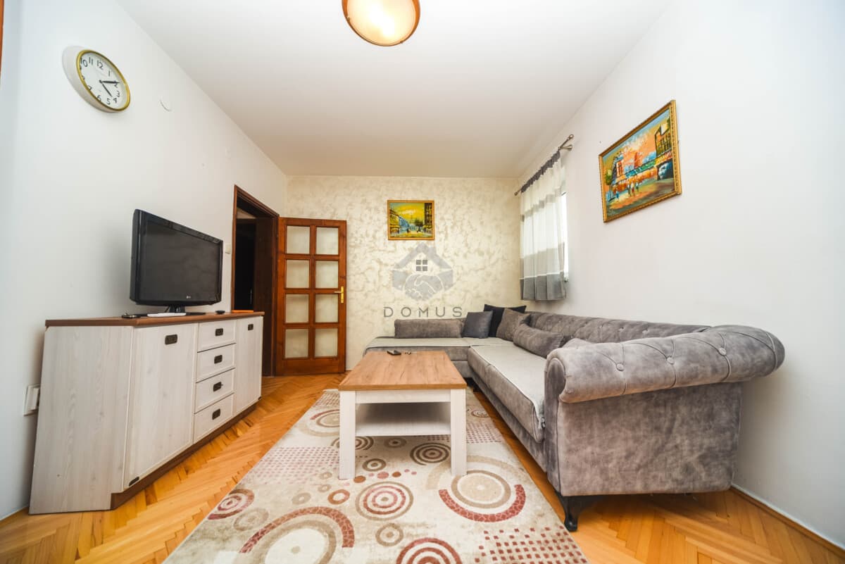 Namješten dvosoban stan od 76 m², Stari Aerodrom, Podgorica - Slika 2