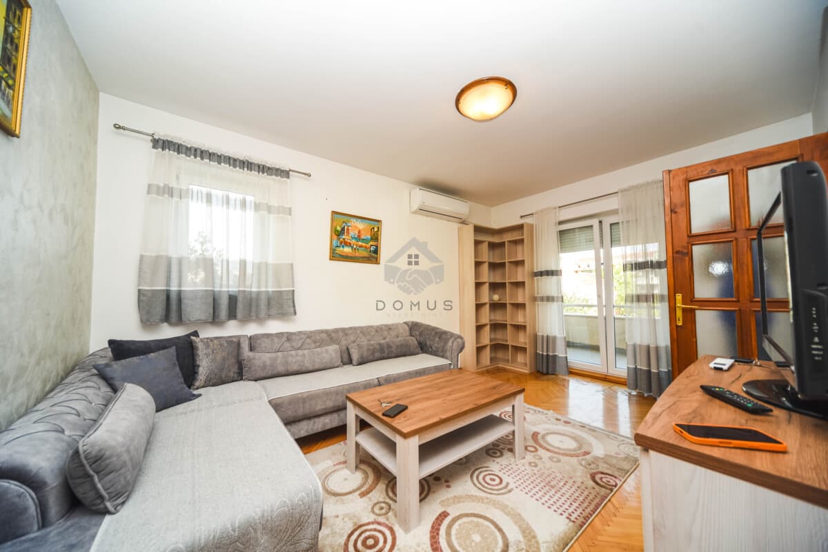 Namješten dvosoban stan od 76 m², Stari Aerodrom, Podgorica - Slika 1