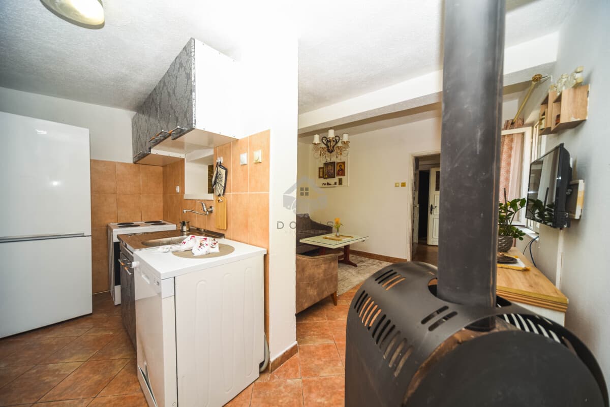 Podgorica, Drač'ta 1+1 Kiralık Ev, 50 m², 80 m² Arsa - Görsel 4