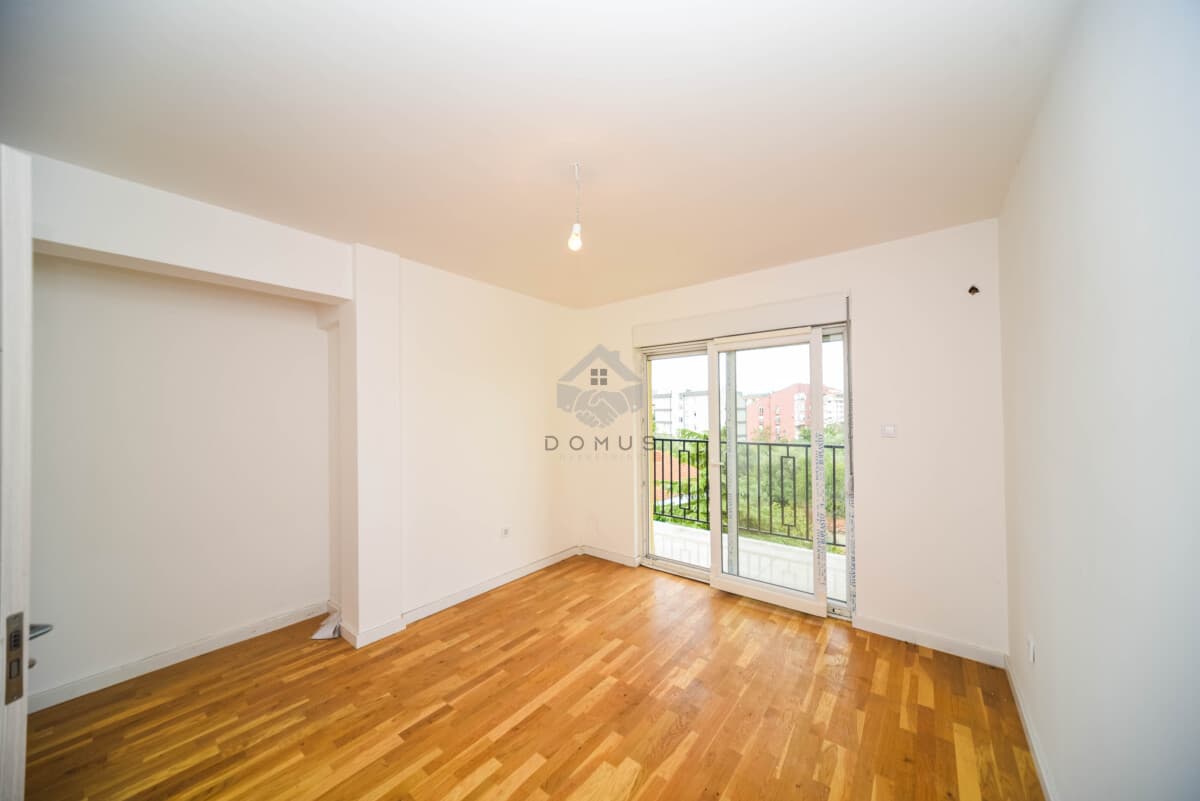 Стан со 2 спални соби 68 м² со гаража, Забјело, Подгорица — 2