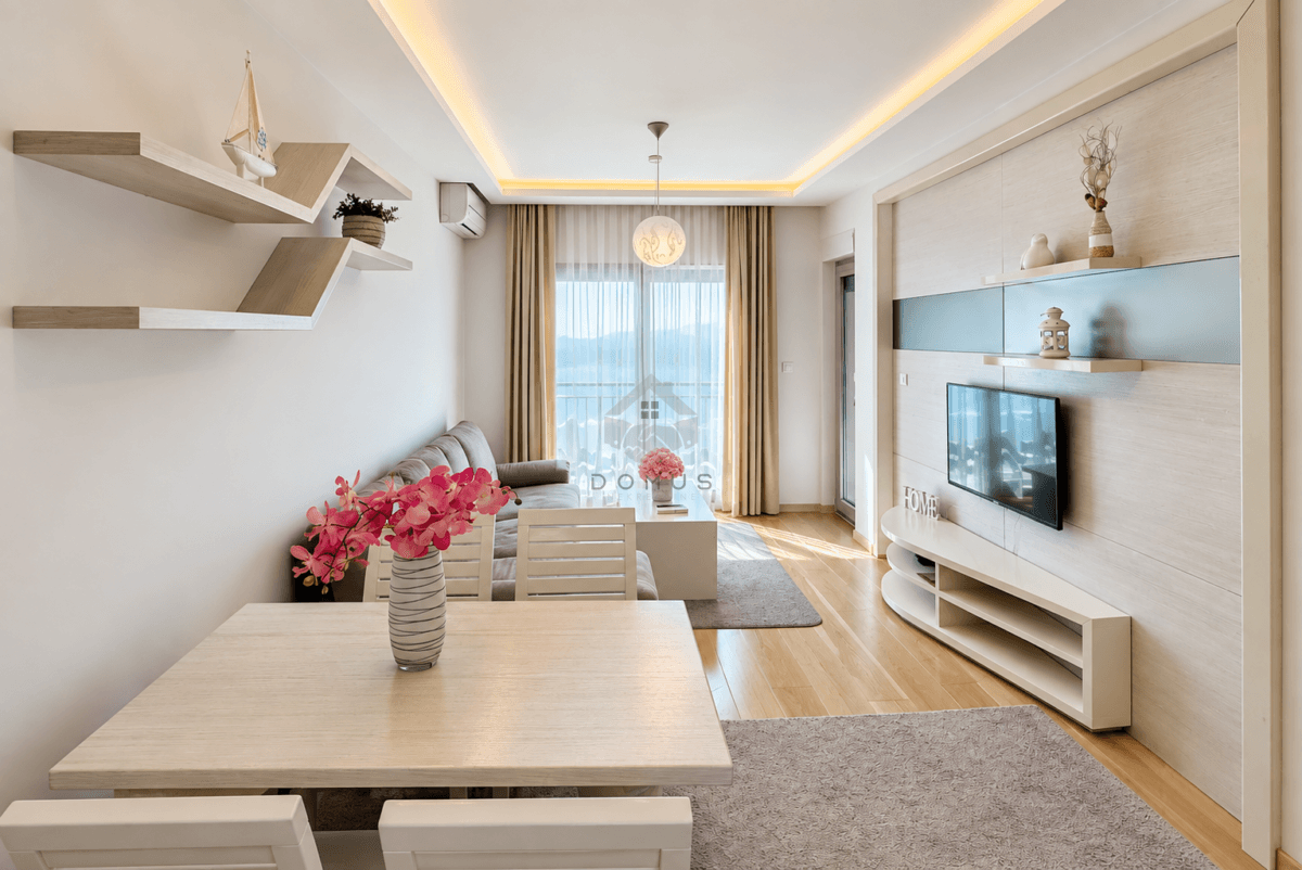 Се издава наместен стан со една спална соба од 50 м², Пржно, Будва
