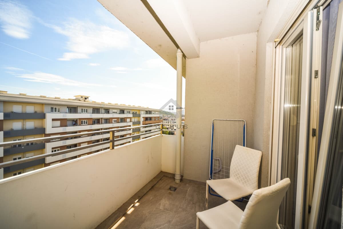 Podgorica, Central Point'te Kiralık Eşyalı 65 m² 1+1 Daire - Görsel 12