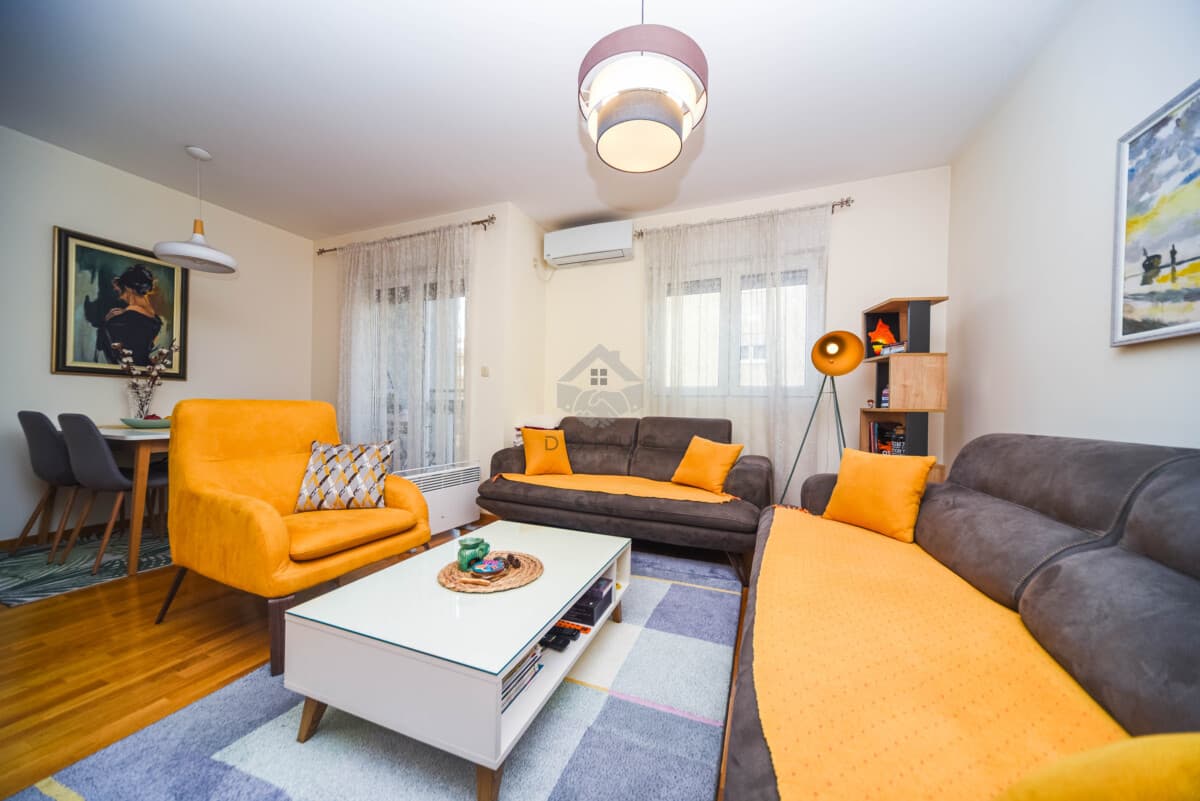 Podgorica, Zagorič'te Kiralık Garajlı 62 m² 1+1 Daire — 2