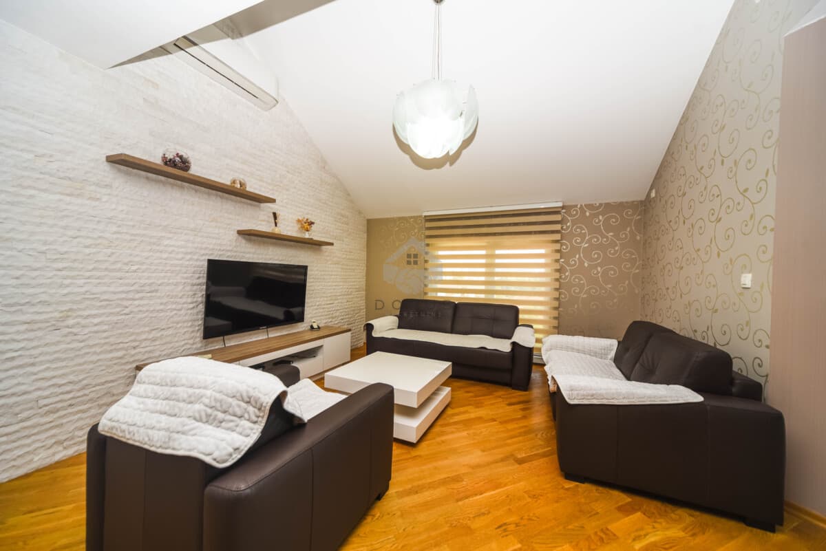 Podgorica, Ljubović'te Kiralık 75 m² 2+1 Dubleks Daire