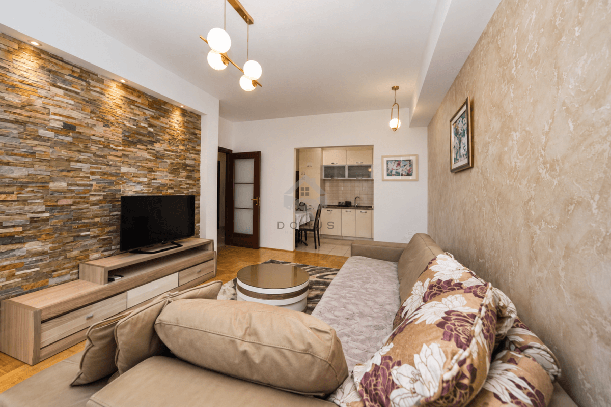 Podgorica, City Kvart'ta Kiralık Eşyalı 95 m² 2+1 Daire — 2