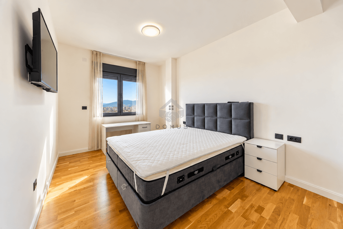 Podgorica, Dalmatinska'da Kiralık Otoparklı 130 m² 2+1 Daire - Görsel 6