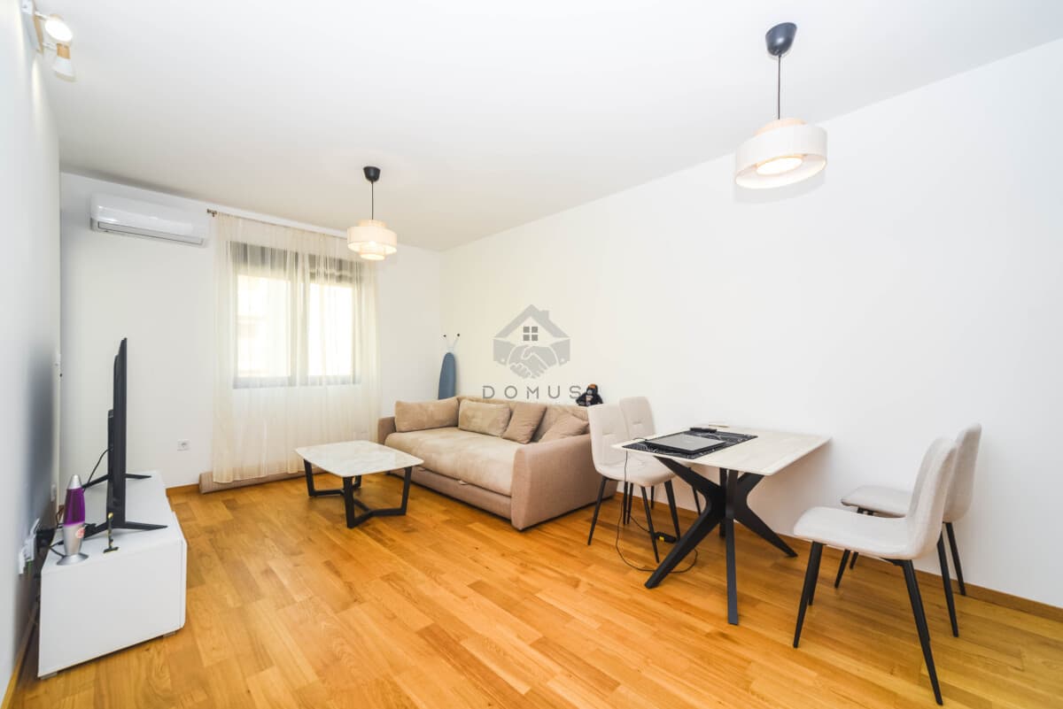 Namješten jednosoban stan 45 m², City Kvart, Podgorica