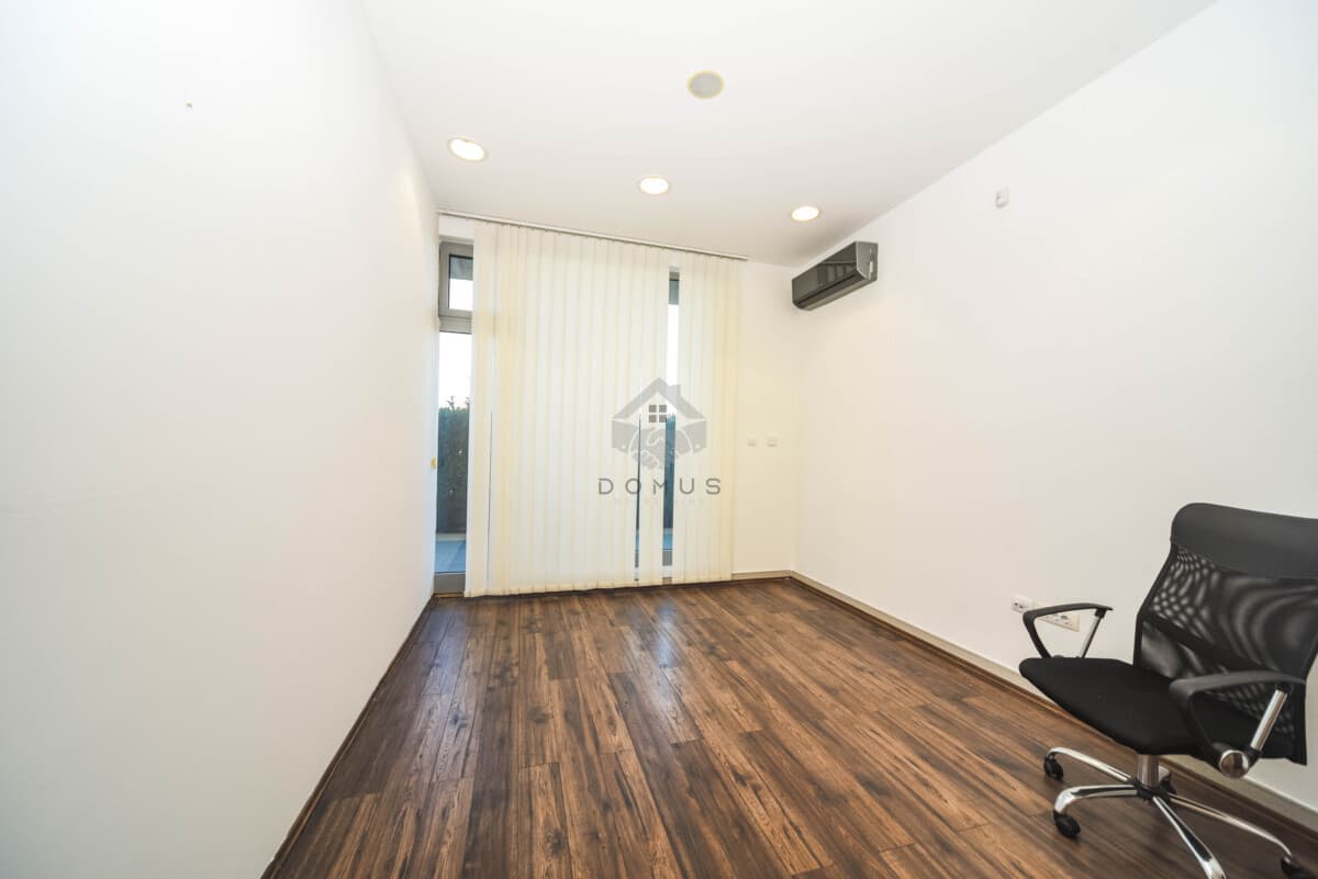 Poslovni prostor od 102 m² za izdavanje, City Kvart, Podgorica - Slika 5