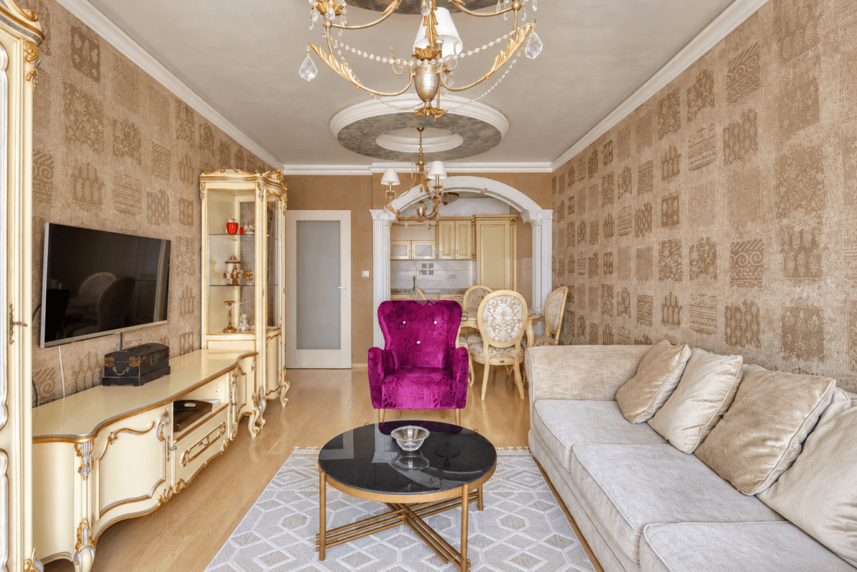 2-Zimmer-Wohnung mit 73 m² und Garage zu vermieten, City Kvart, Podgorica