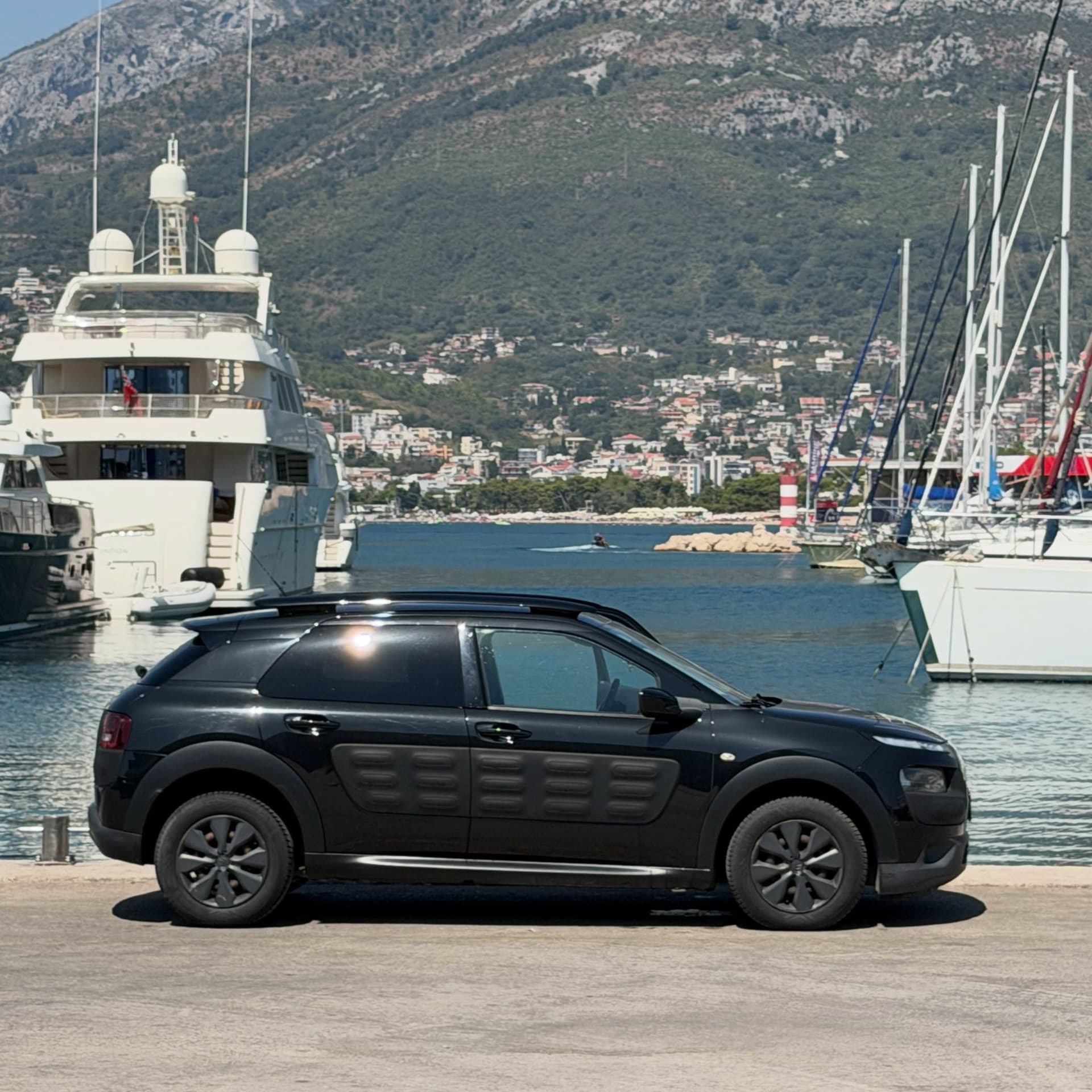 Citroën C4 Cactus 1.6 HDi, 2015 — 2