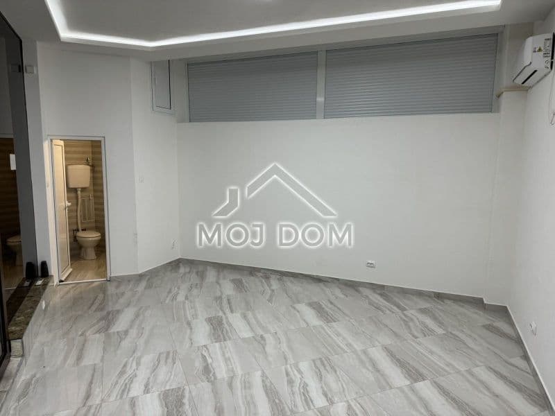 Lokal użytkowy 28 m² na sprzedaż, Preko Morače, Podgorica