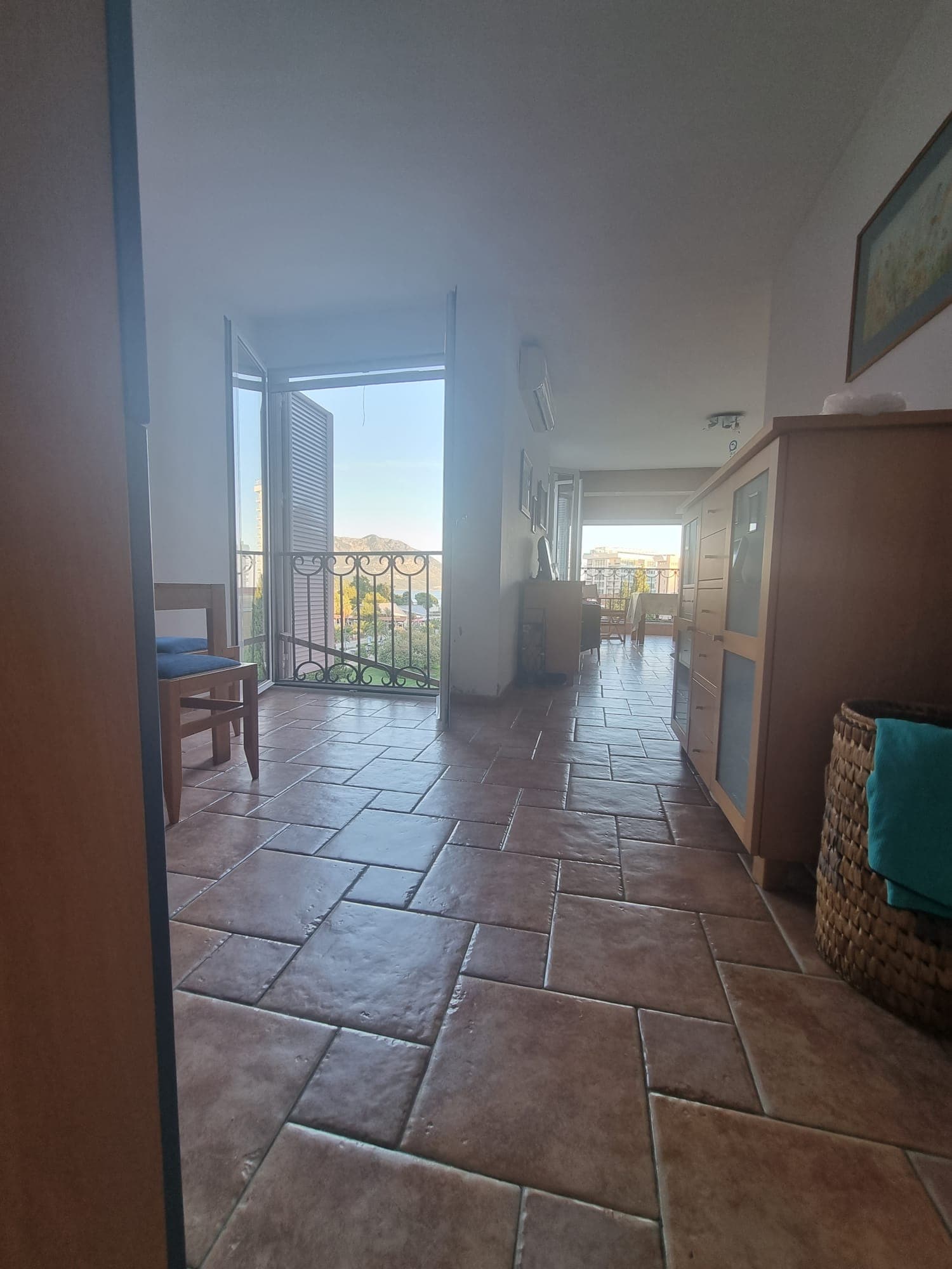 Budva'nın Kalbinde Eşsiz Manzaralı Daire — 2