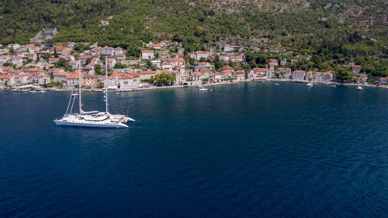 Perast'ta Birinci Sırada Satılık Özel Dubleks Daire — 2