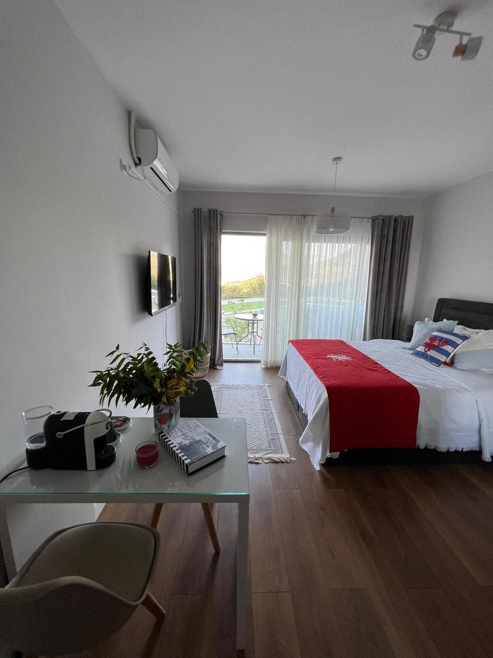 Otel Kompleksinde Eşyalı Stüdyo Daire — 2