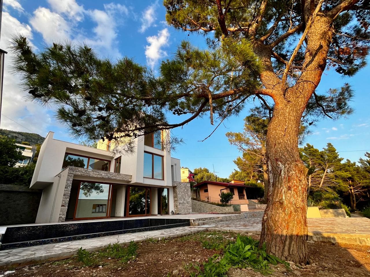 Adriyatik'in Çam Kuşağında Premium Villa — 2