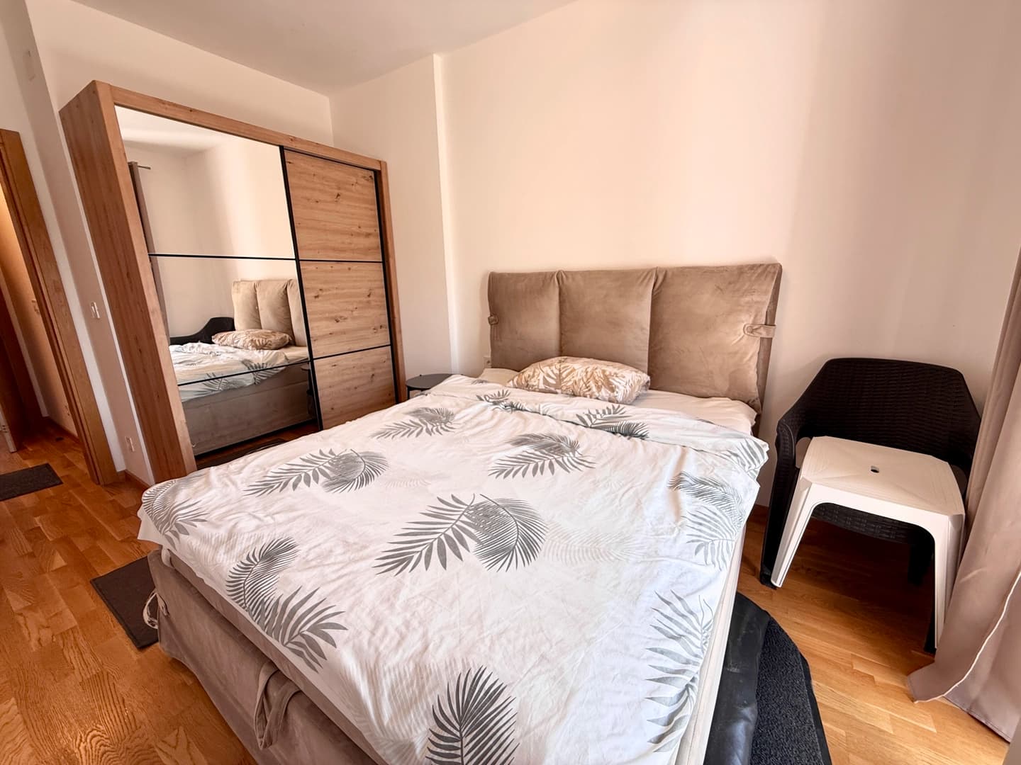 Yeni Kompleksde Garajlı Modern 1+1 Daire — 2