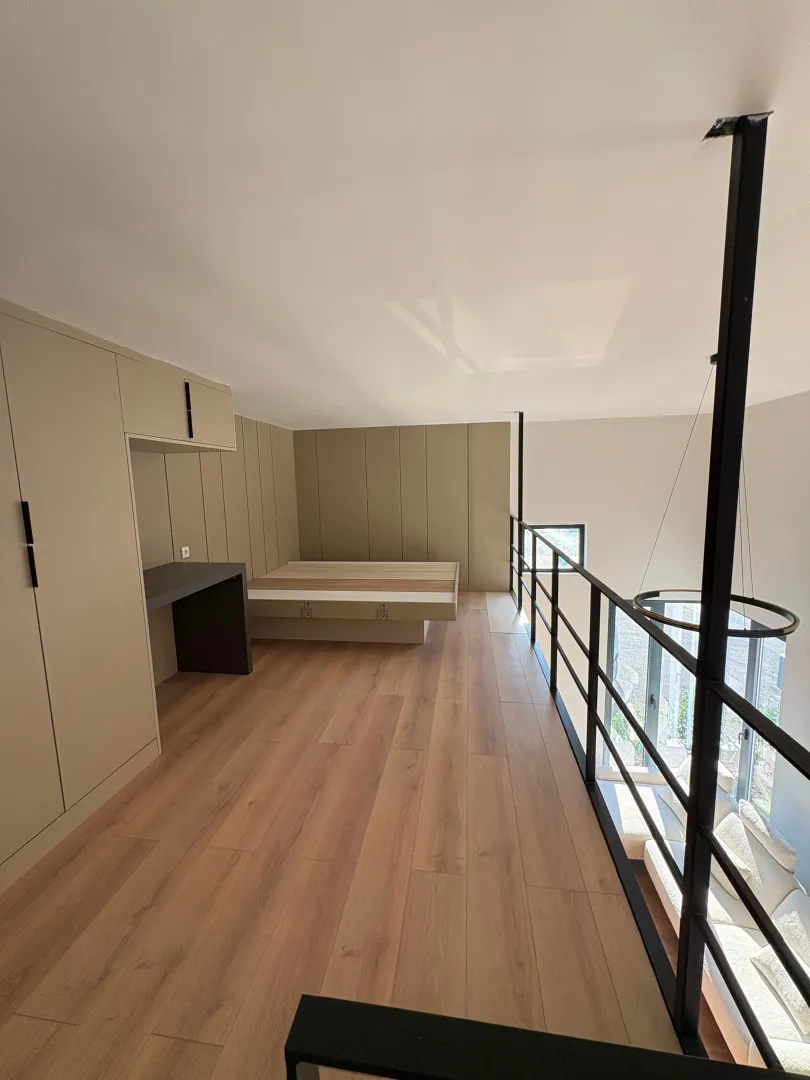 Tivat'ta Ücretsiz Otoparklı, Mobilyalı 1+1 Daire - Görsel 5