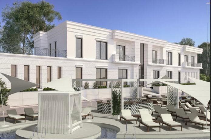 Tivat'ta Mini Otel ve Yat Kulübü — 2