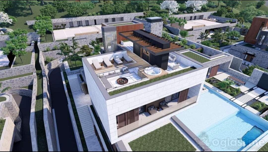 Kotor'da Satılık 20.000 m² Arsa - Görsel 6