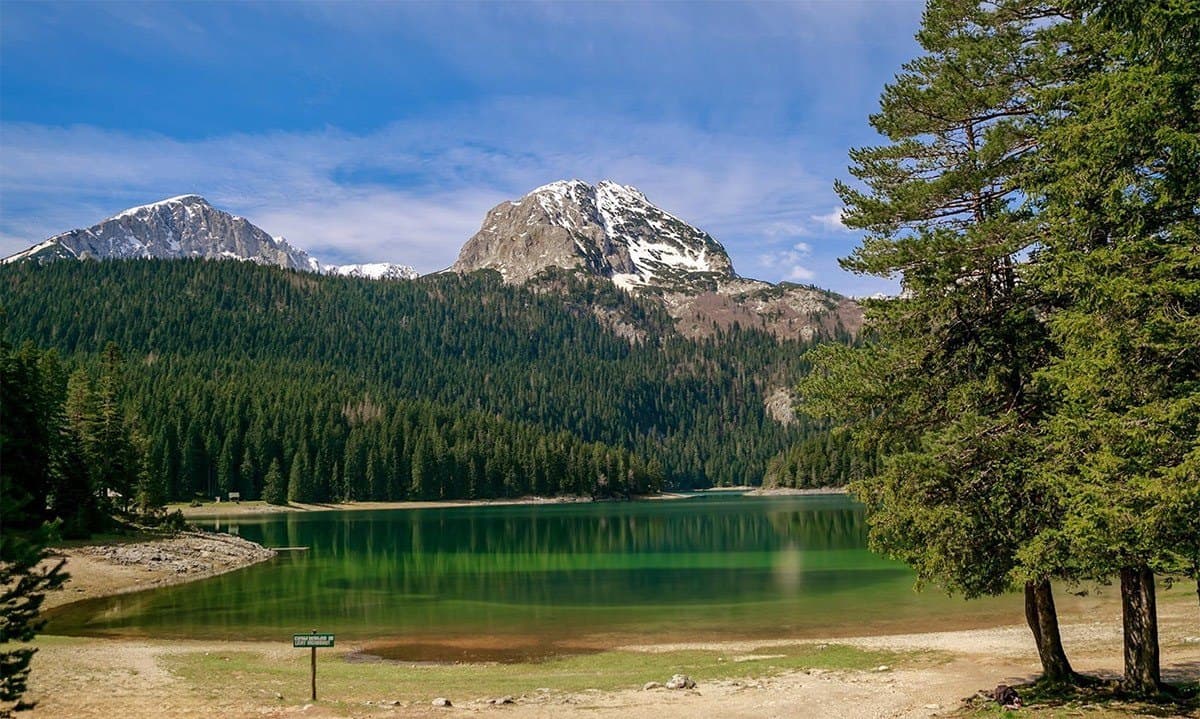 Grand Canyons LUX – Tara, Piva, Durmitor and the Black Lake by minivan, small group — 2