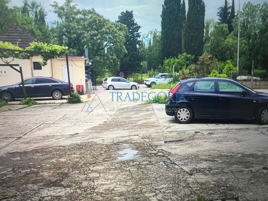 Дом в Тивате недалеко от магистрали — 2