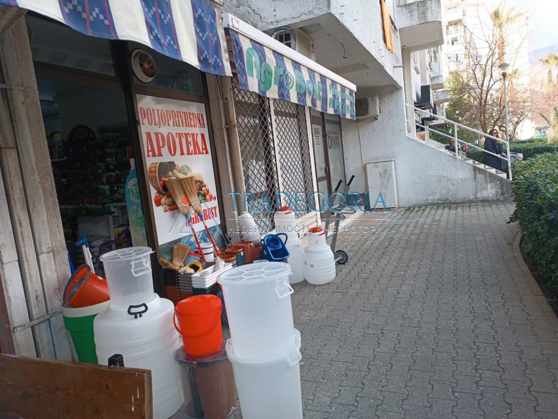 Продаётся коммерческое помещение в Баре — 2
