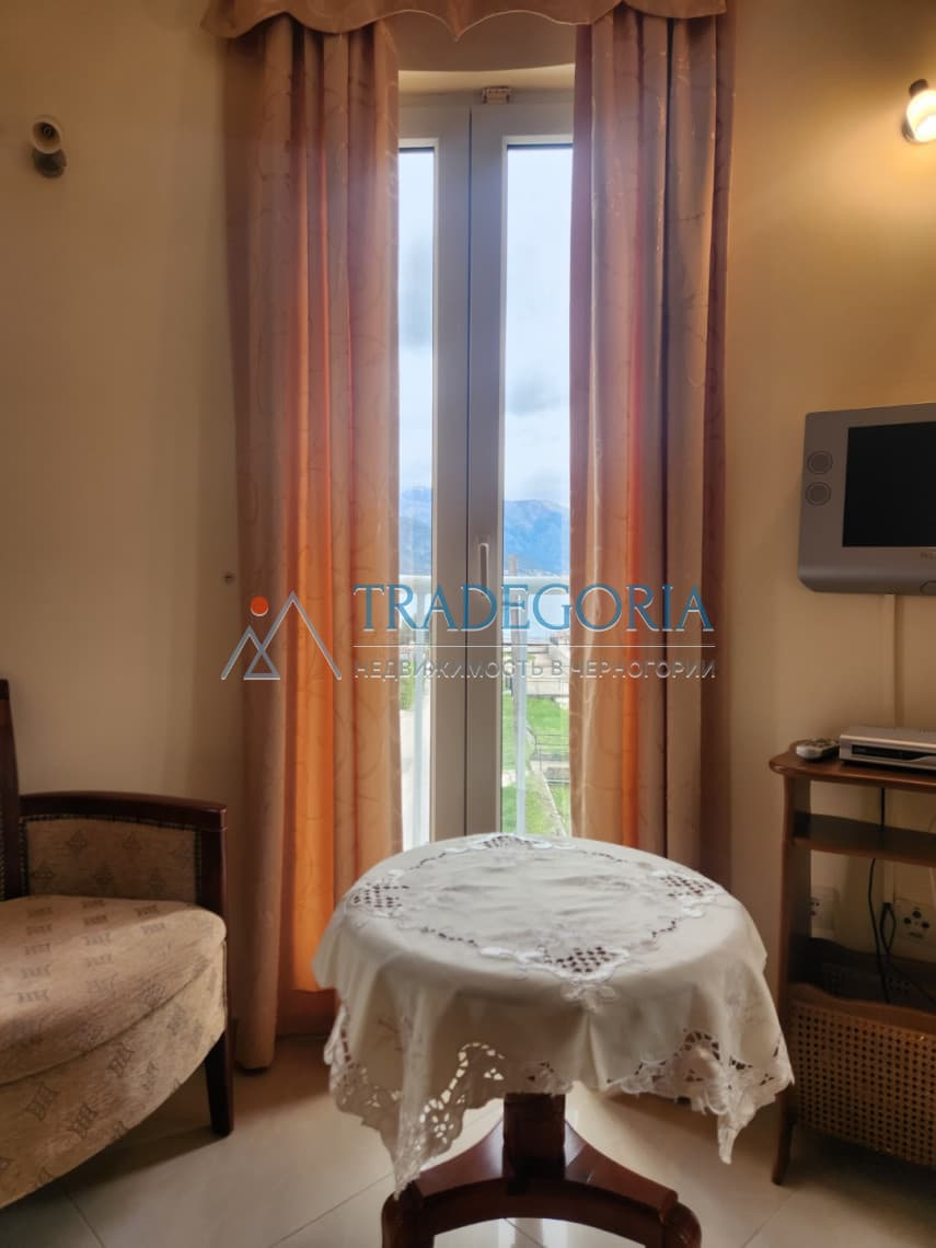 Mini hotel on the second line in Bile, Herceg Novi, 100 meters from the sea - Image 8