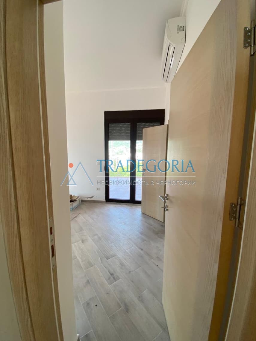Penthouse într-un complex rezidențial pe prima linie, Dobro Voda - Imaginea 4